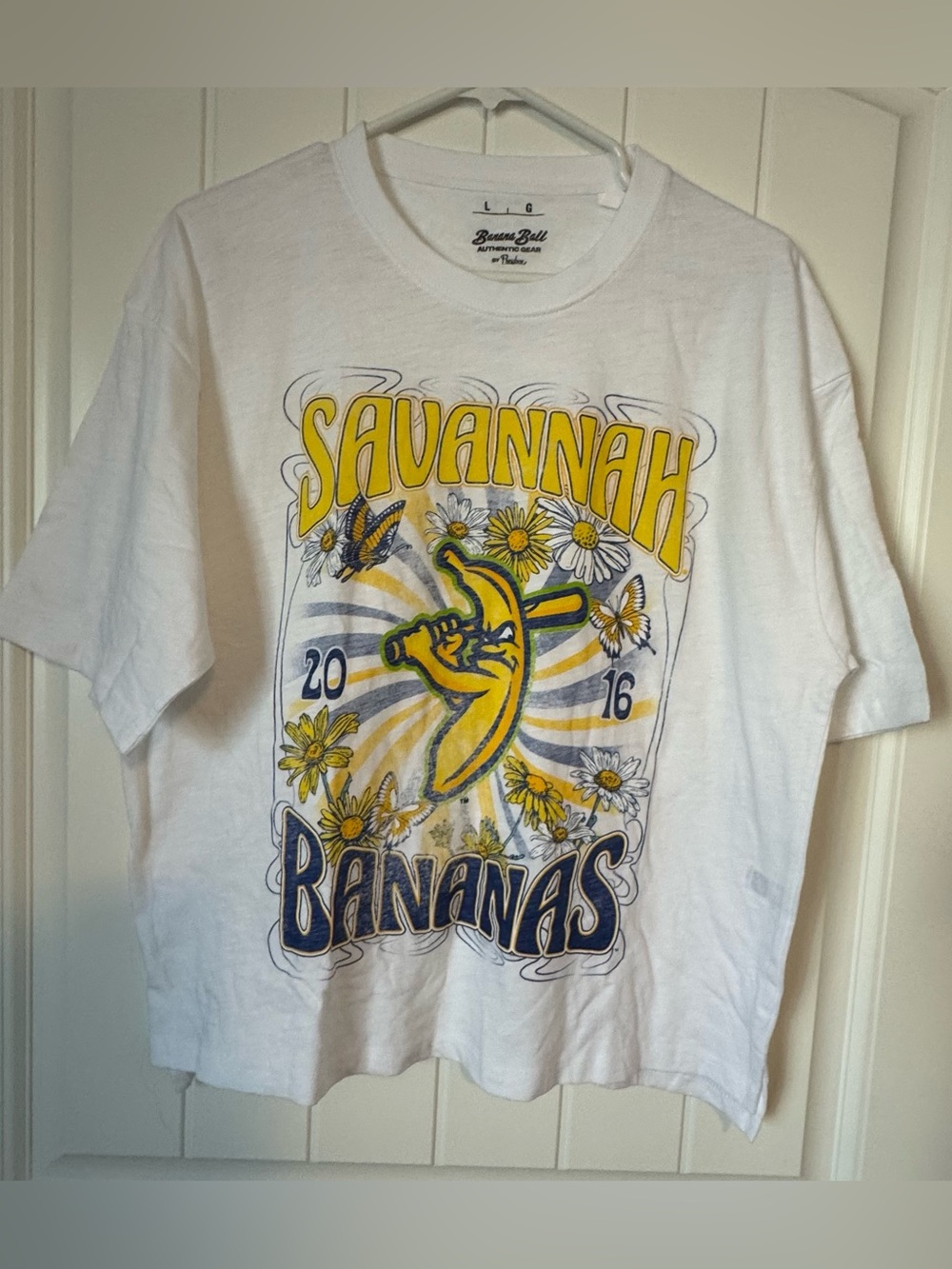 Savannah Bananas Womens White Graphic Tee - Banana Print NWOT